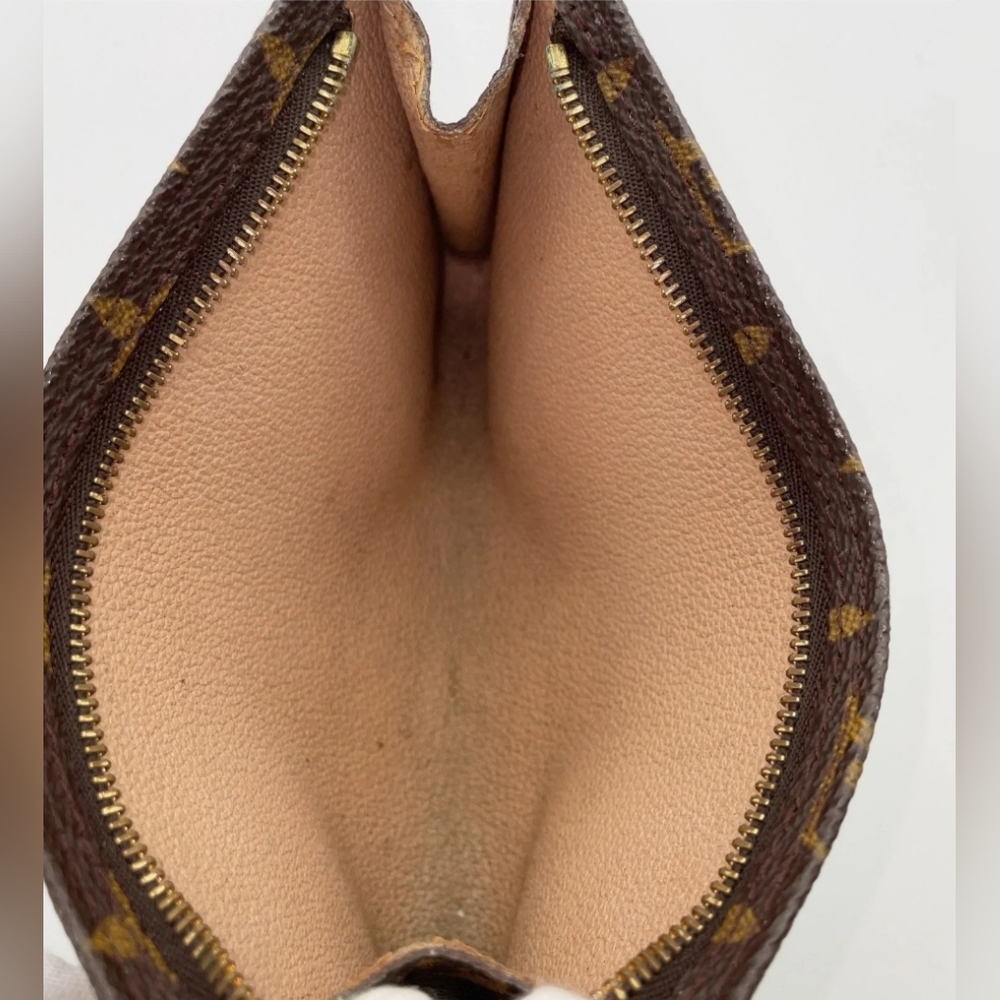 Authentic Louis Vuitton Monogram Pouch - Picture 13 of 13